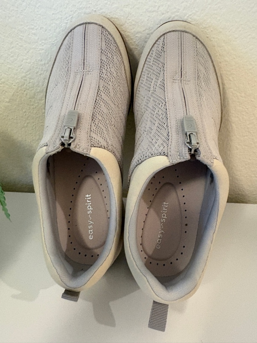 EASY SPIRIT Bestrong Zip Up Casual Sneakers, Taupe, 7W